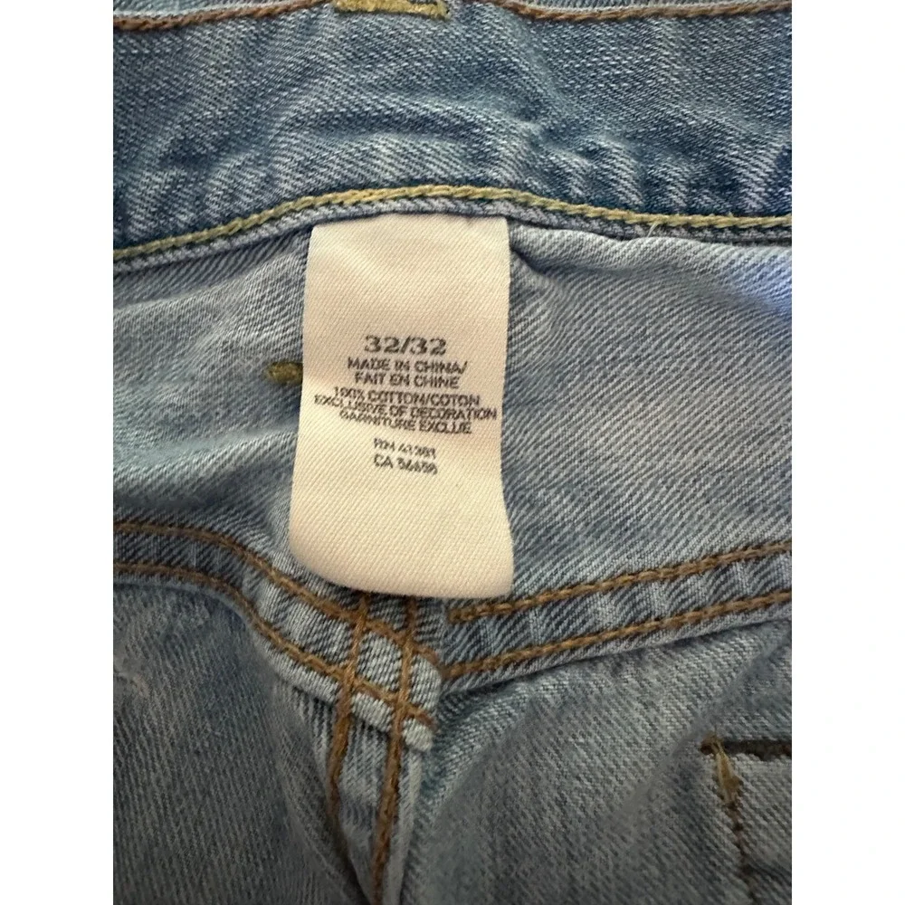 Polo Ralph Lauren Light Wash Distressed Straight Leg Jeans (32x32)